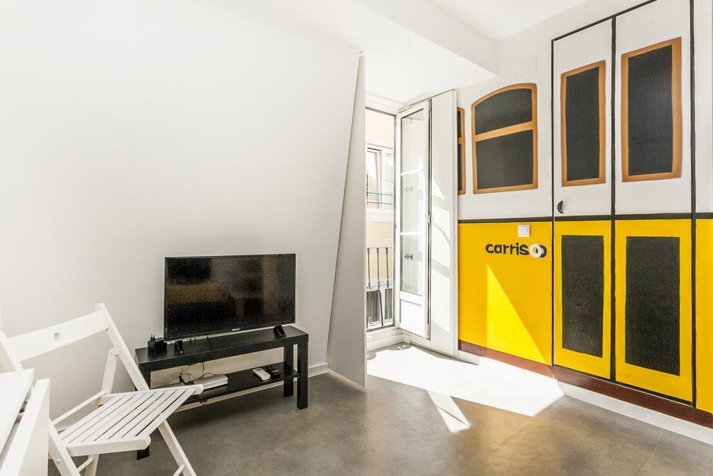 The Love Tram Apartment Лиссабон Экстерьер фото