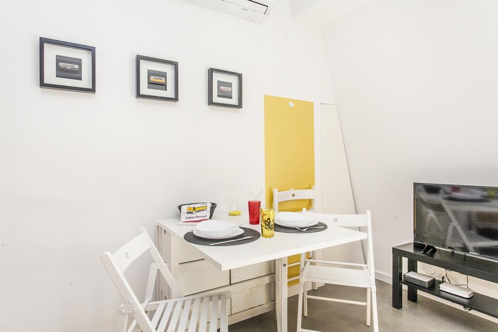 The Love Tram Apartment Лиссабон Экстерьер фото